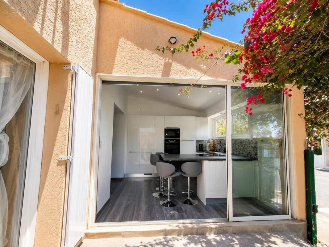 Photo 1 - Appartement à BANDOL