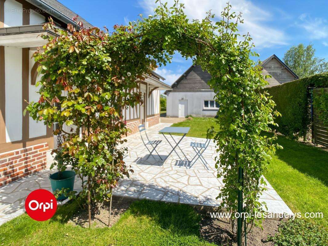 Maison ancienne À Vendre avec dépendance pour artisan - photo 19