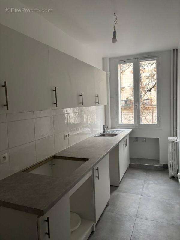 Appartement à PARIS-19E