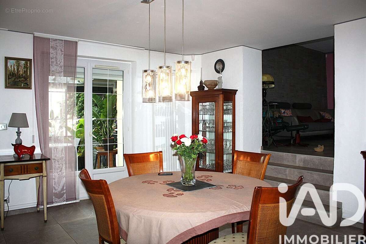 Photo 7 - Maison à MERCUROL