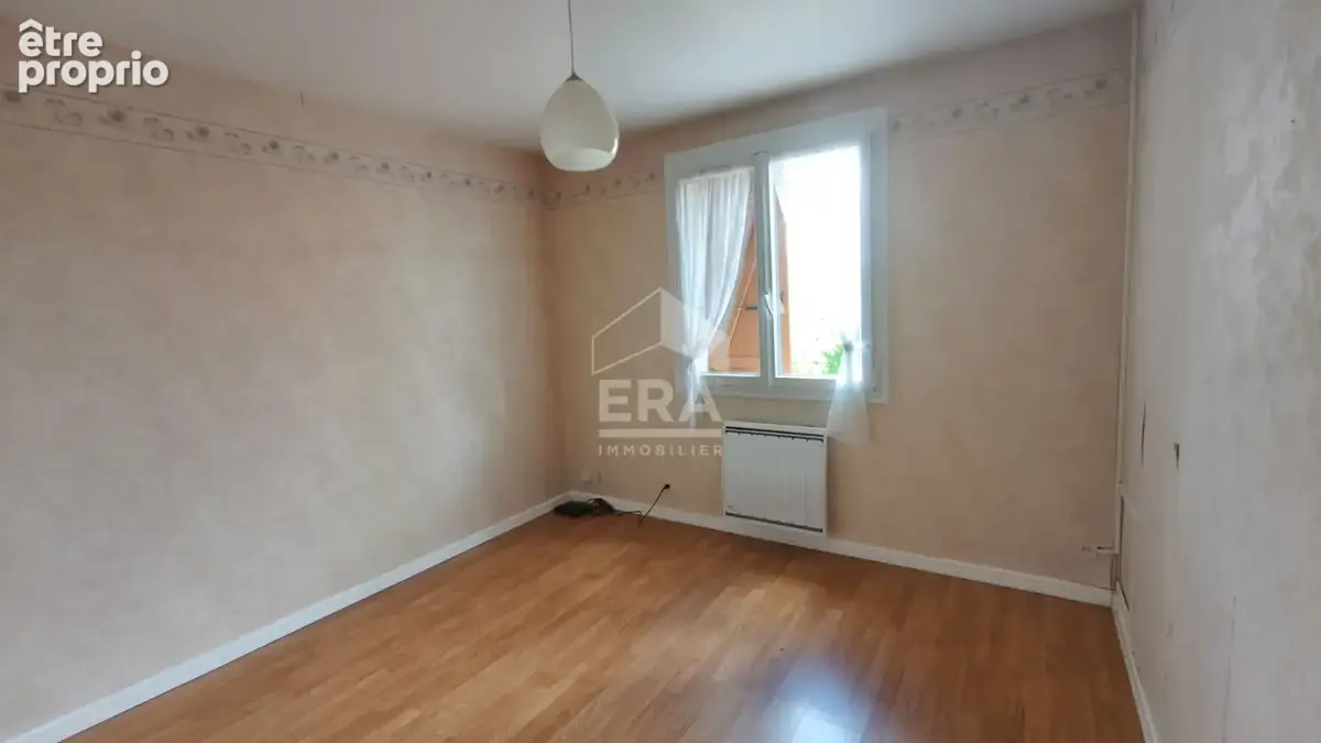 Maison 148m² à saint-denis-lès-bourg - photo 6