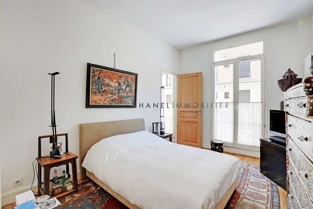 Appartement à PARIS-4E