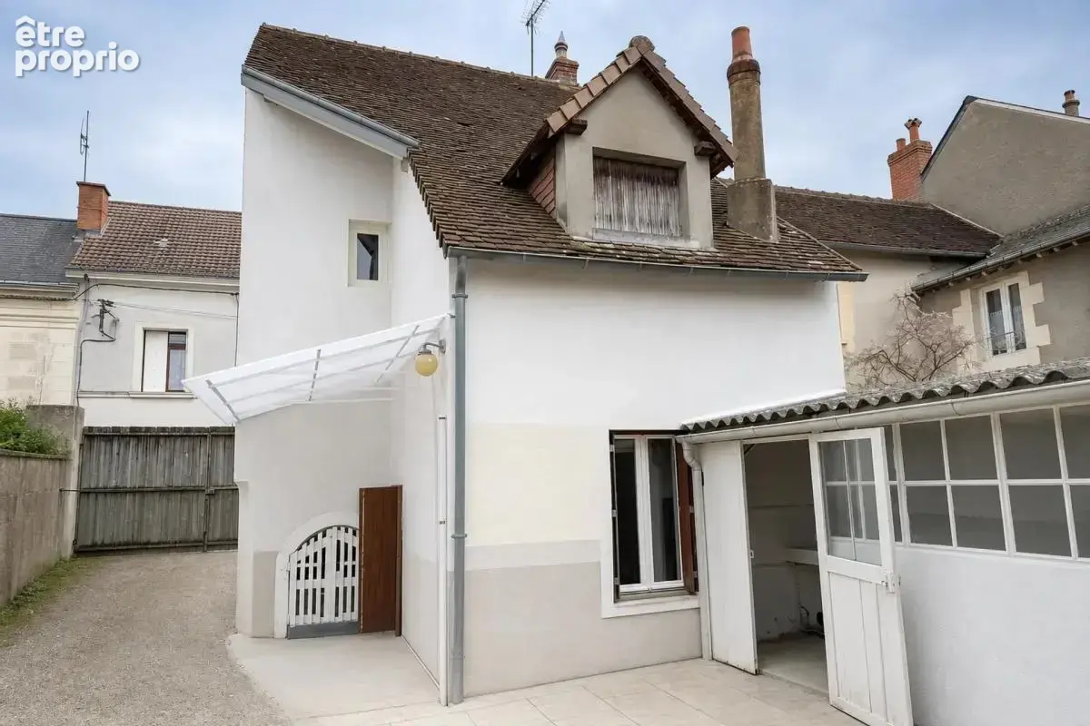 Maison rénovée 4 pièces 95 m², Descartes - photo 2