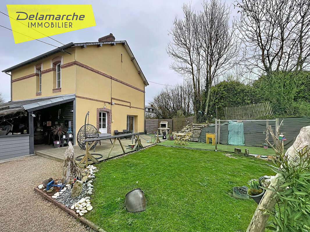 Maison à QUETTREVILLE-SUR-SIENNE