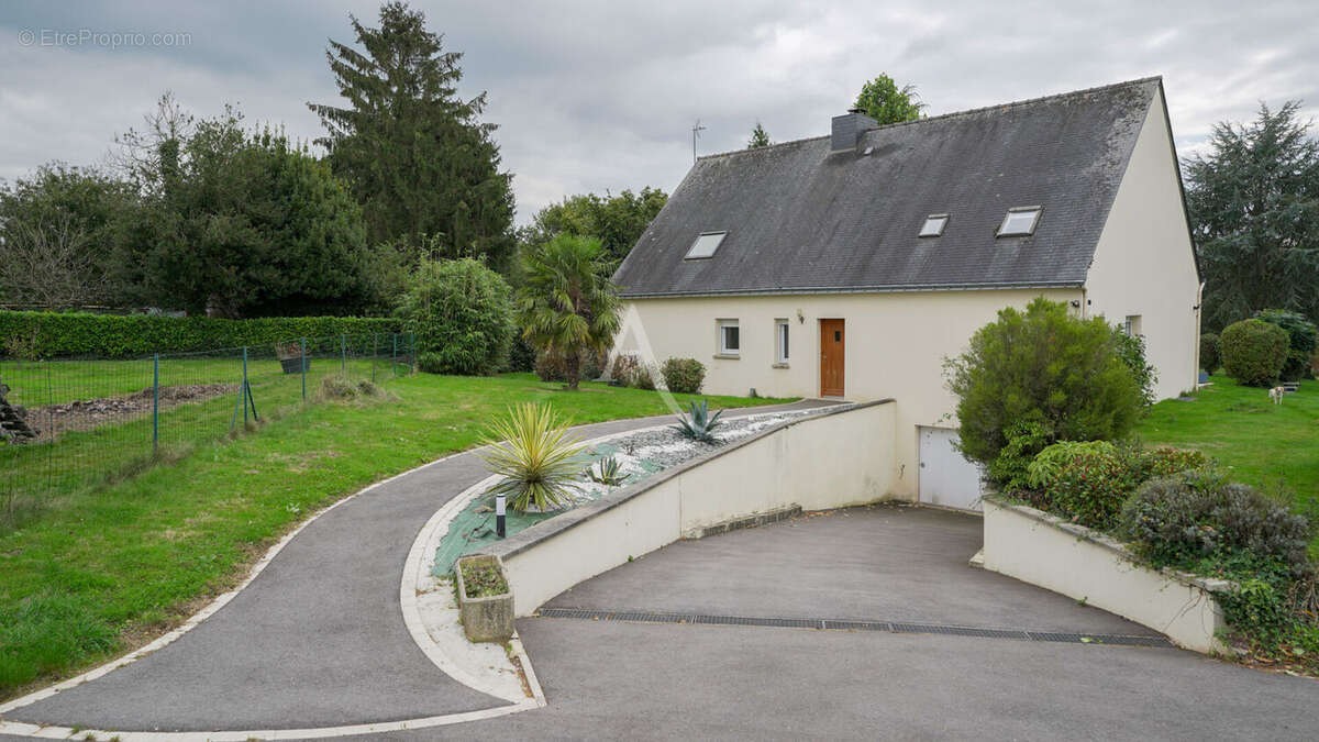 Maison à PLOERMEL