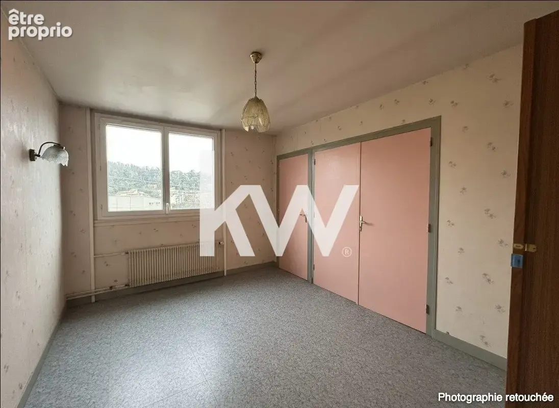 Appartement 125 m² à Saint-Etienne  - photo 5