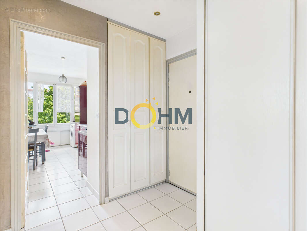 Appartement à SAINT-ETIENNE