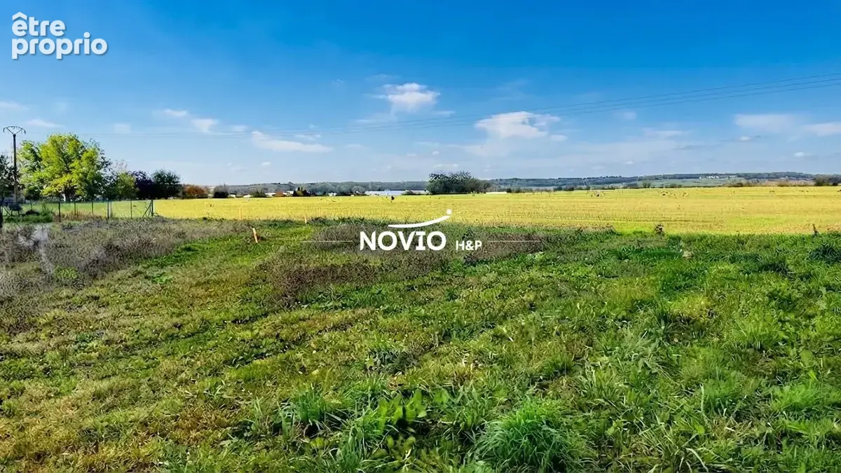 Terrain 835 m² à vendre à Naintre (86530) - photo 2