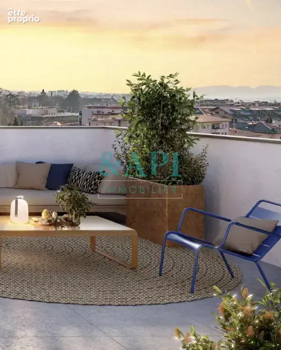 À Thonon-Les-Bains, appartement T4 avec grand balcon - photo 3