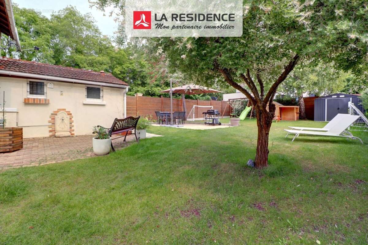 Maison à NEUVILLE-SUR-OISE