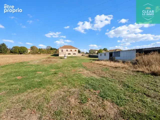 Propriété familiale avec dépendances et terrain constructible - photo 5