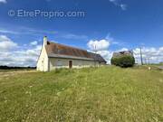 Maison à CHANNAY-SUR-LATHAN