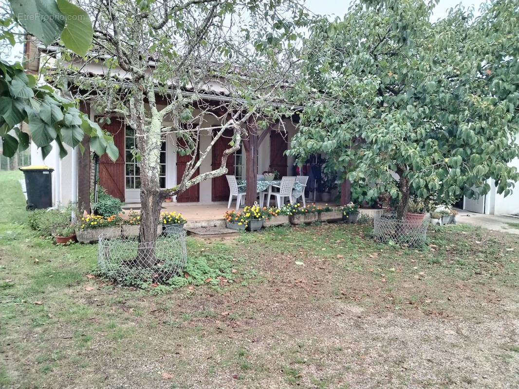 Maison à MONTPON-MENESTEROL