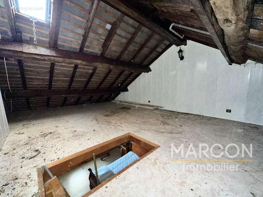 Maison à SAINT-DIZIER-LEYRENNE