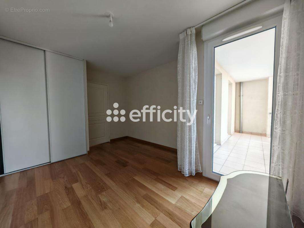 Appartement récent - photo 8