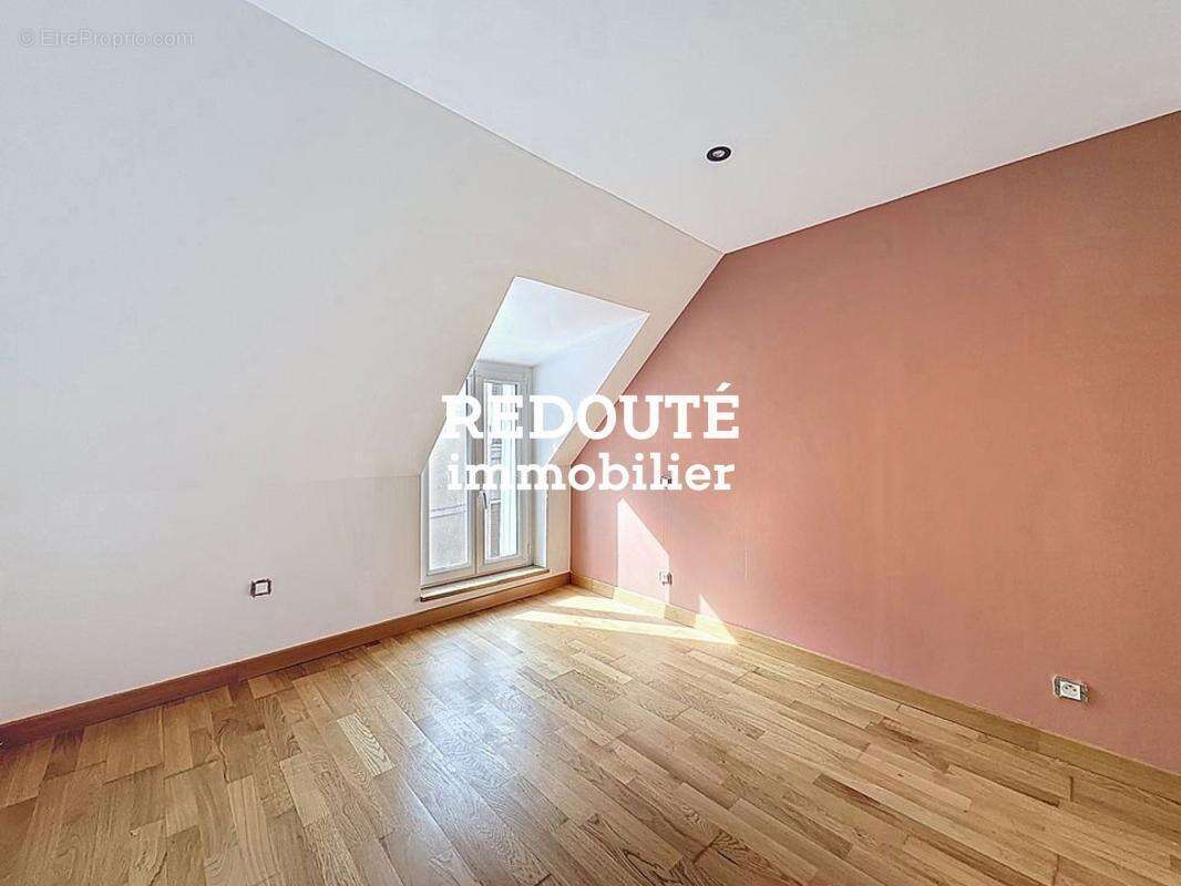 A VENDRE - proche de REIMS - Trépail - Maison 2 Chambres - photo 4