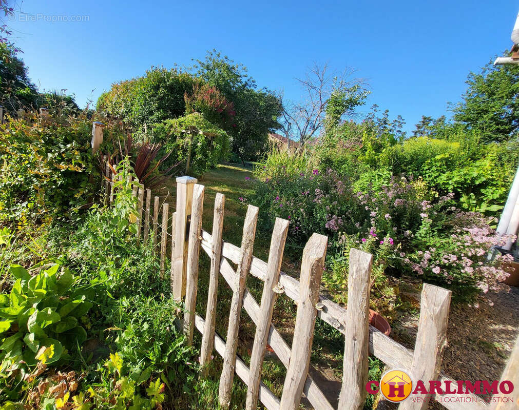 Maison à SAINT-CHRISTOPHE