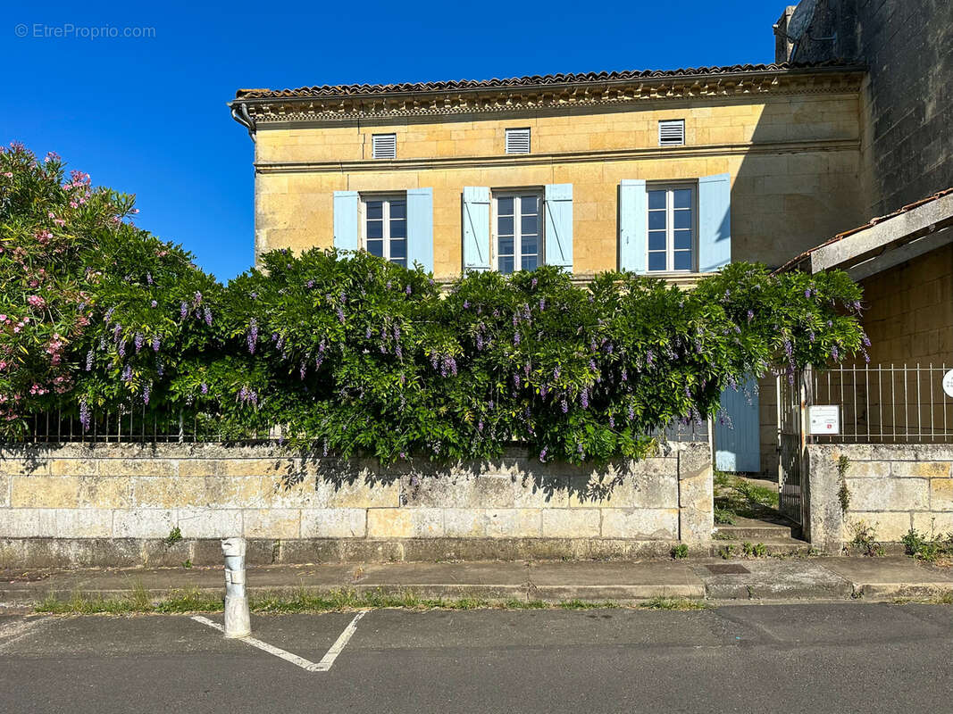 Maison à CHAMPAGNOLLES