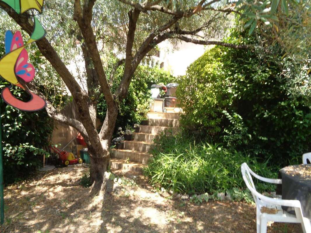   - Maison à DRAGUIGNAN