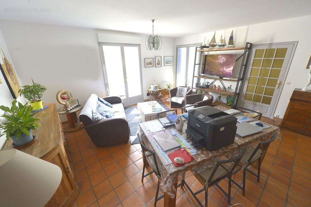 Maison à SAINT-GEORGES-DE-DIDONNE