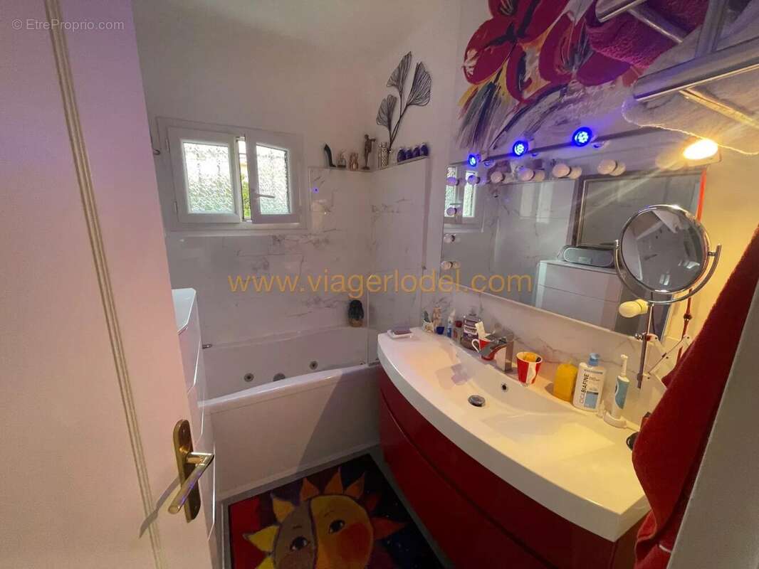 Appartement à BEAULIEU-SUR-MER