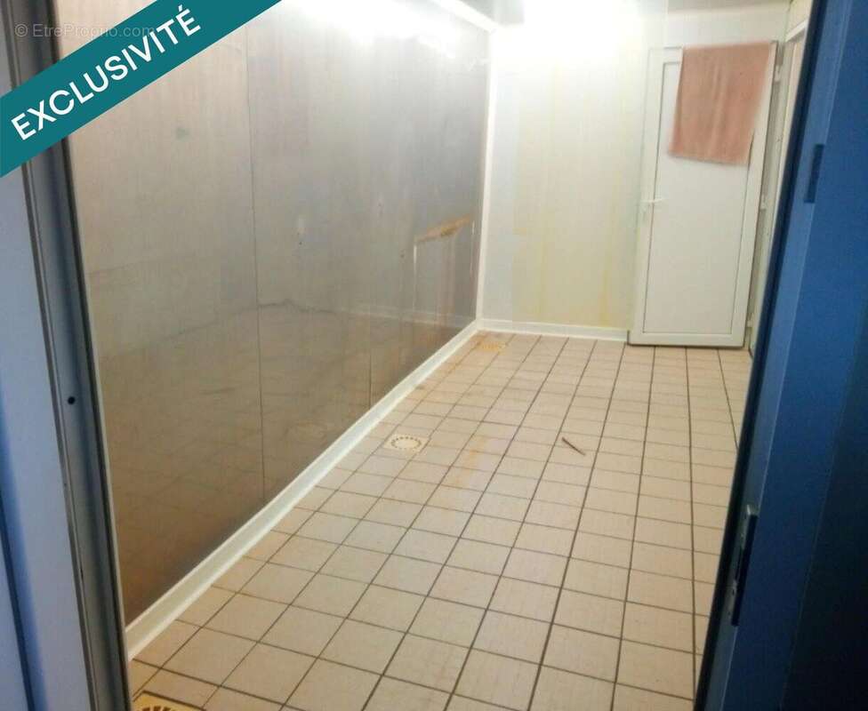 Photo 8 - Commerce à CLEDER