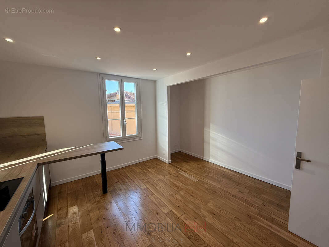 Appartement à BEAUSOLEIL