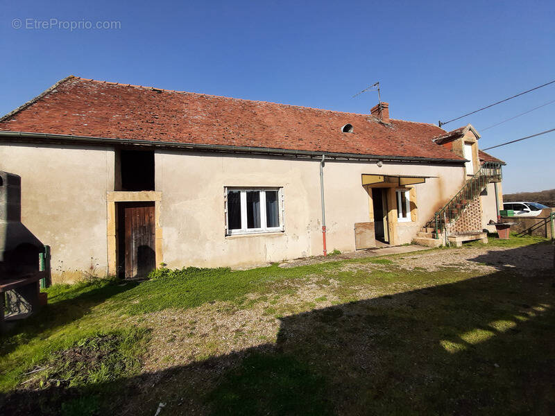 Maison à CLESSY