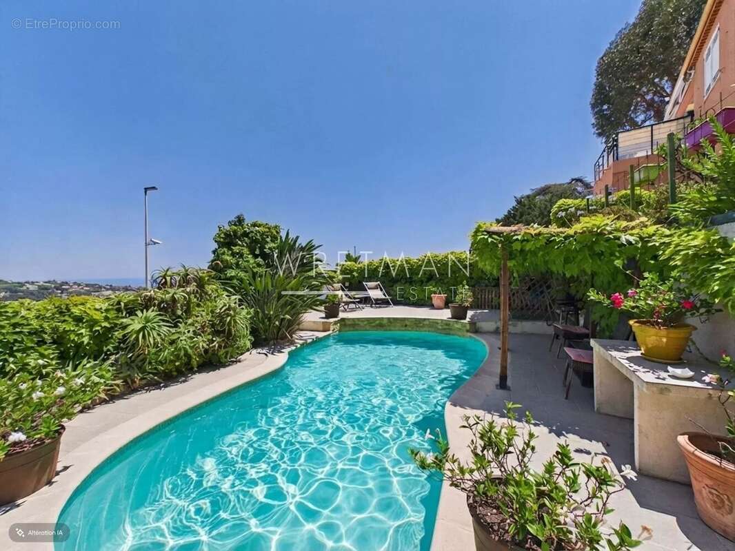 Appartement à VILLEFRANCHE-SUR-MER
