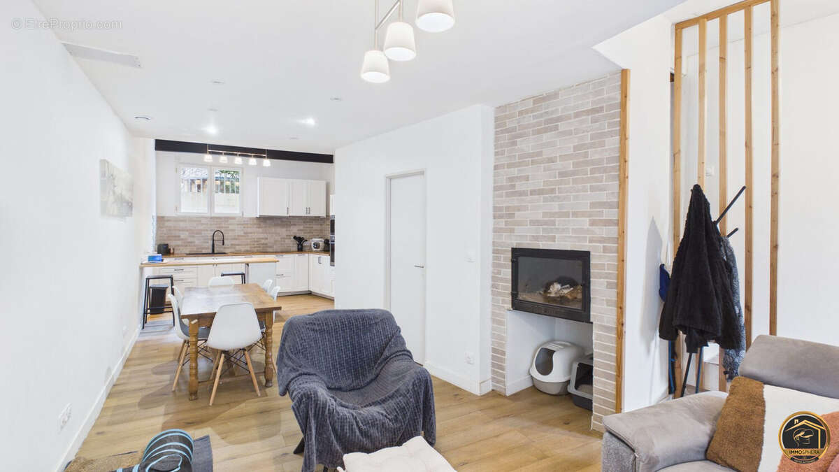 ESPACE DE VIE  - Maison à QUARANTE