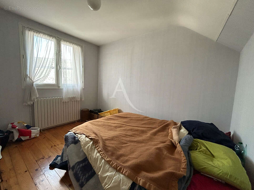 Maison à CHATEAU-GONTIER