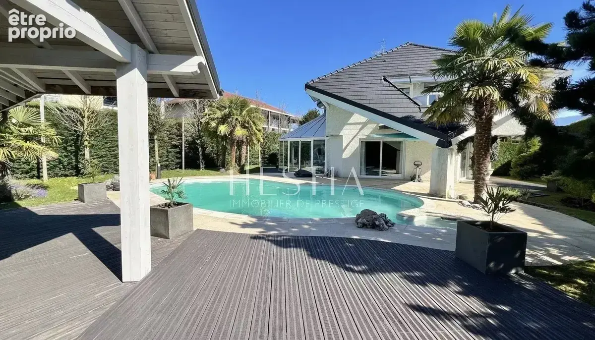 Maison de 220m² au centre d'Arthaz pont notre dame - photo 2