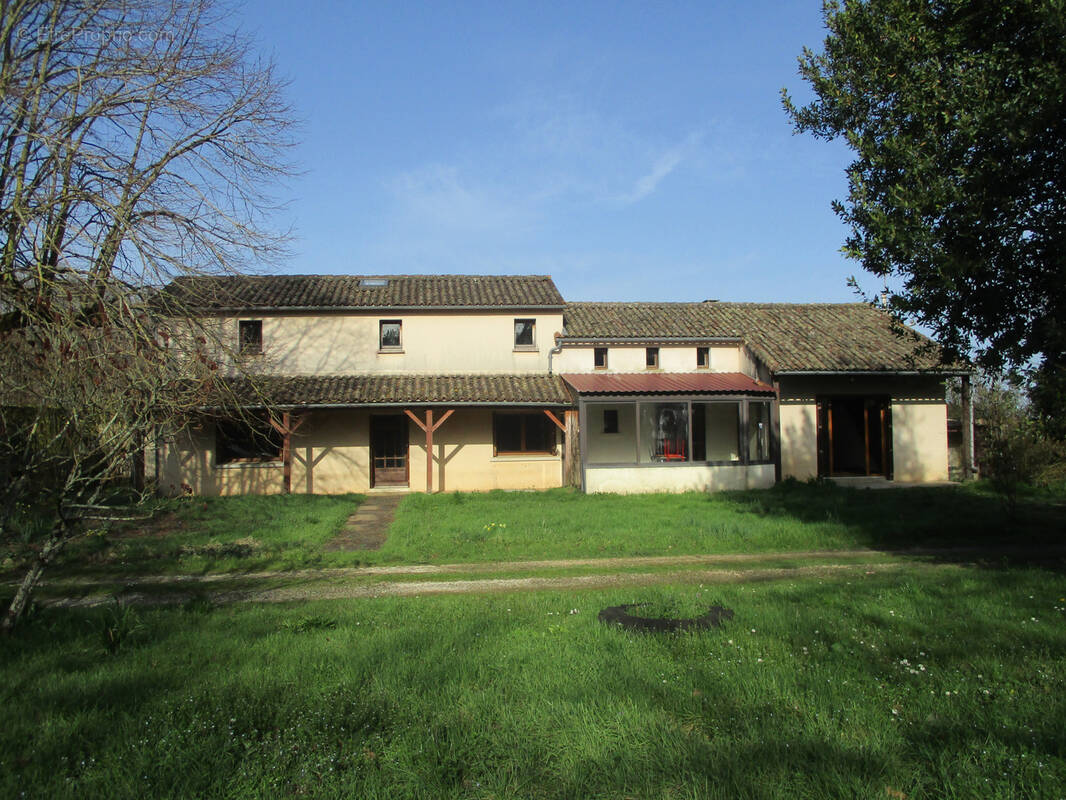 Maison à BRUX