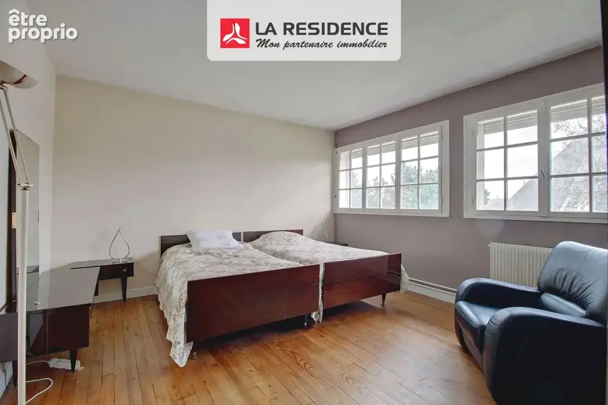 Maison 9 pièces 173 m² à vendre à Oissel (76350) - photo 4