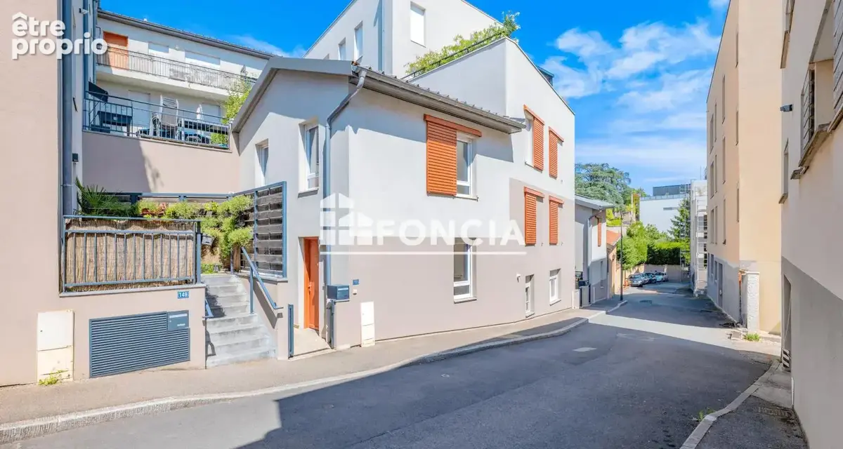 CALUIRE ET CUIRE T3 Duplex type maison de ville – Terrasse 16 m² – Caluire - photo 7
