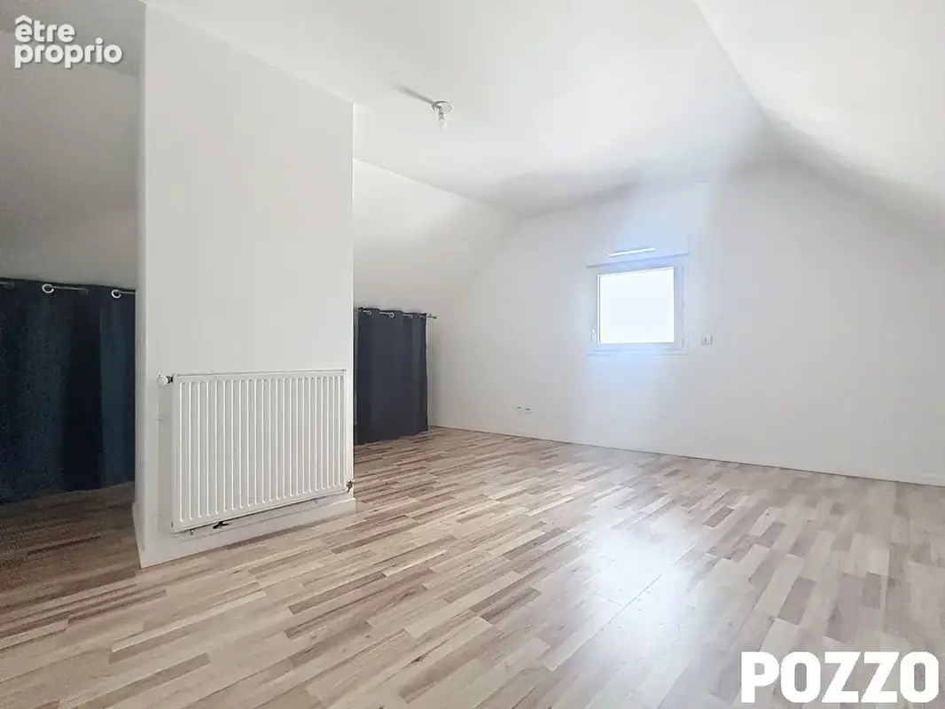 Magnifique Duplex moderne avec séjour lumineux à La Rivière Saint Sauveur ! - photo 9