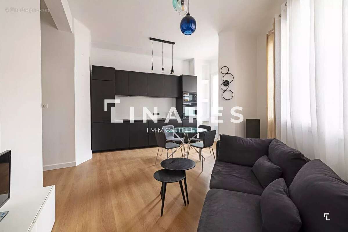 Appartement à MARSEILLE-6E
