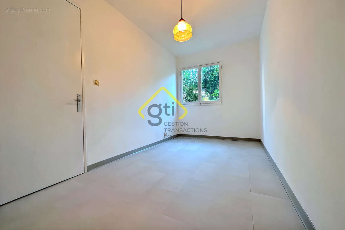 Maison à SAINT-DENIS