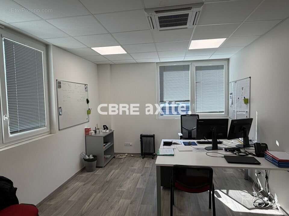 307 m² à Mery  - photo 9