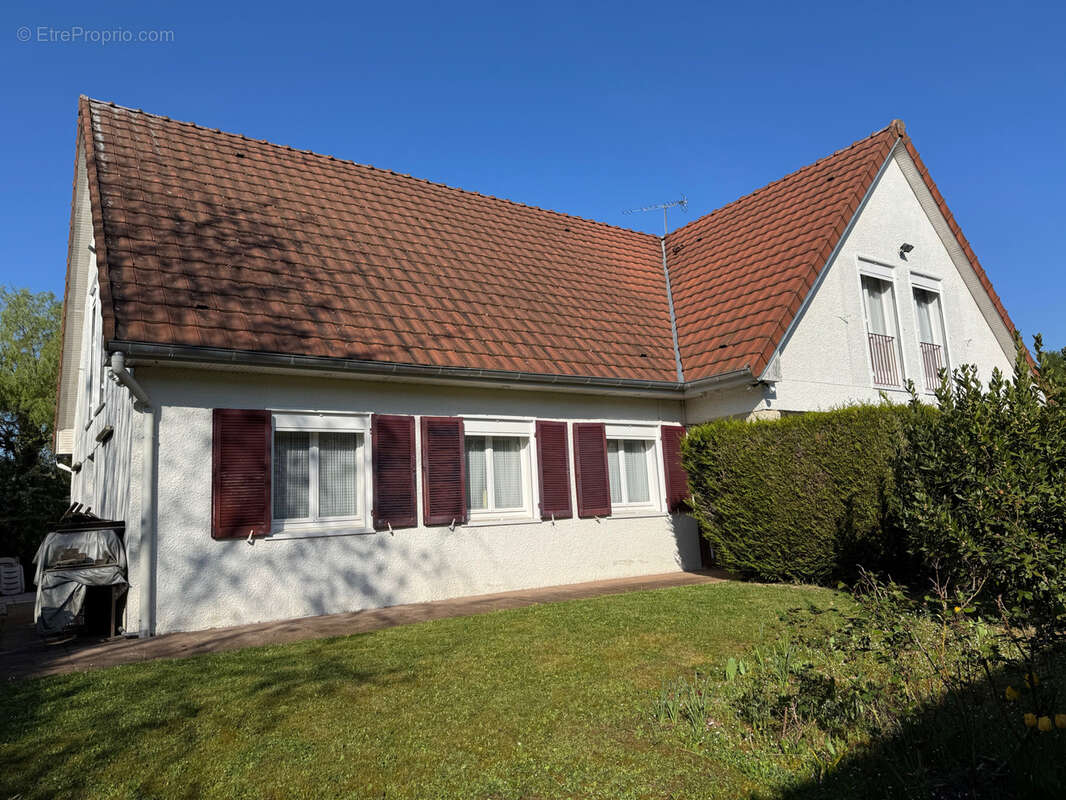 Maison à SAINT-WITZ