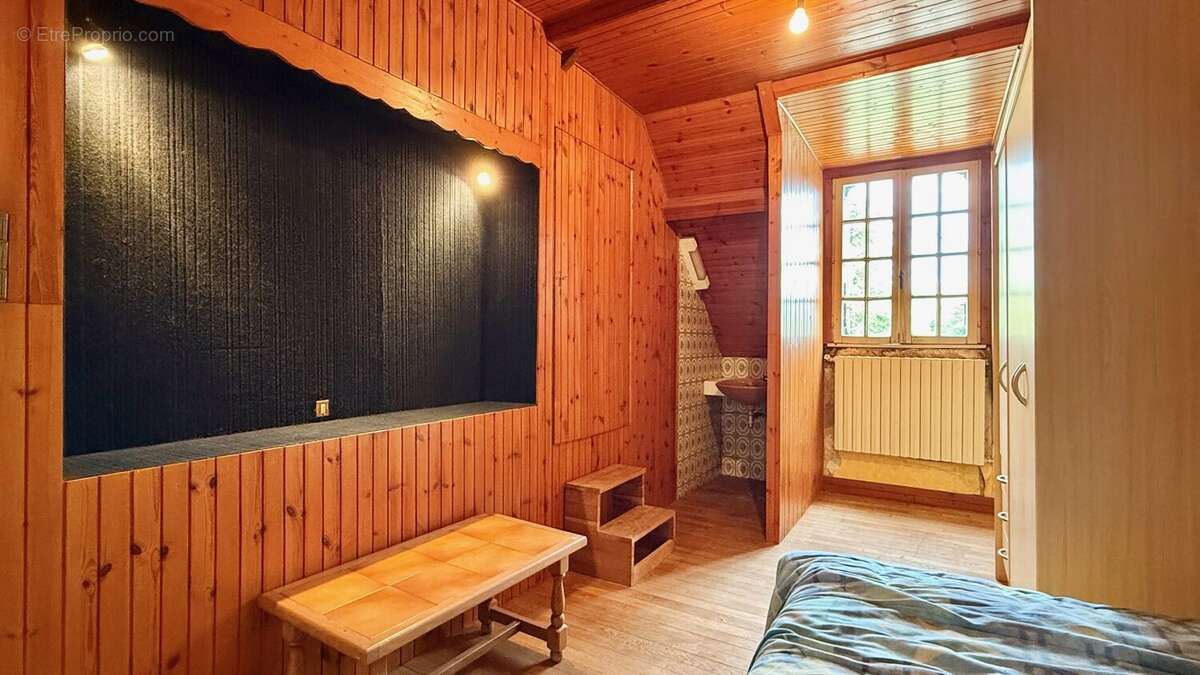 Maison à BONNETABLE