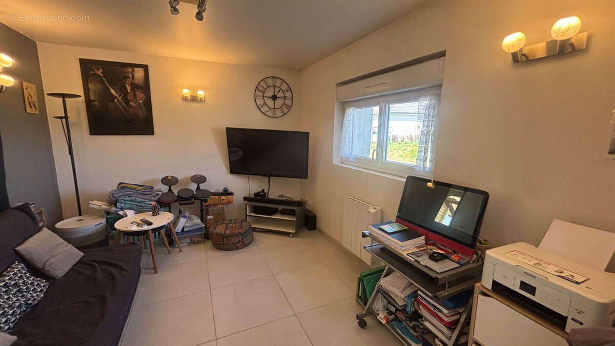 Maison à MARCILLY-LA-CAMPAGNE