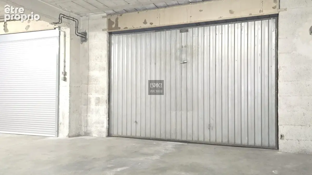 GRAND GARAGE de 25m2 en plein centre ville - photo 5