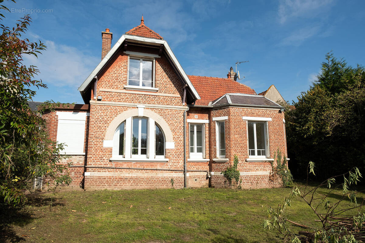 Maison à LA CHAUSSEE-TIRANCOURT