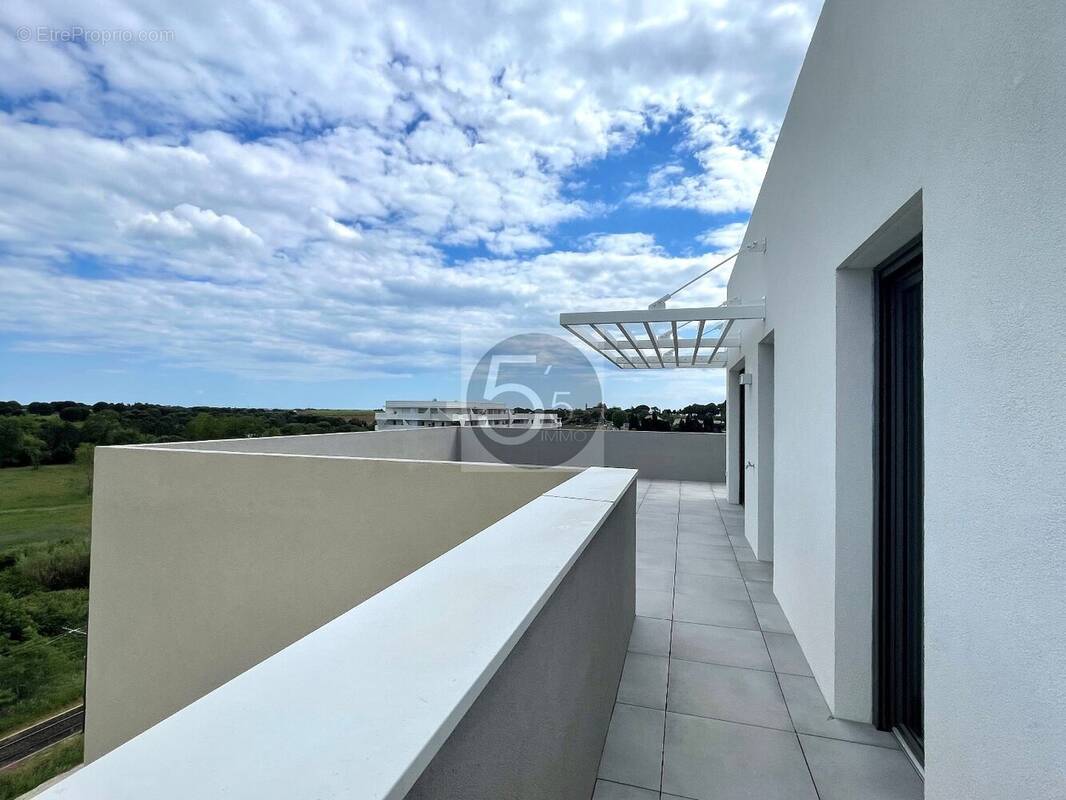 Appartement à LATTES