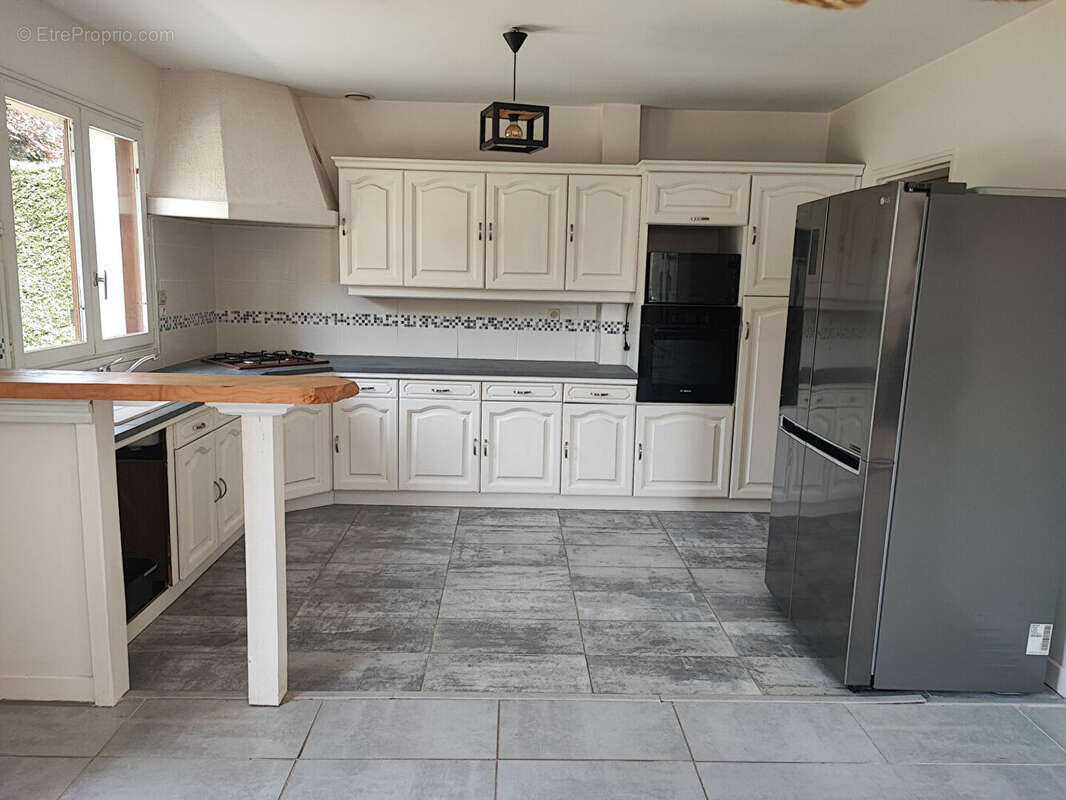 Maison à SAINT-JEAN-DE-BRAYE