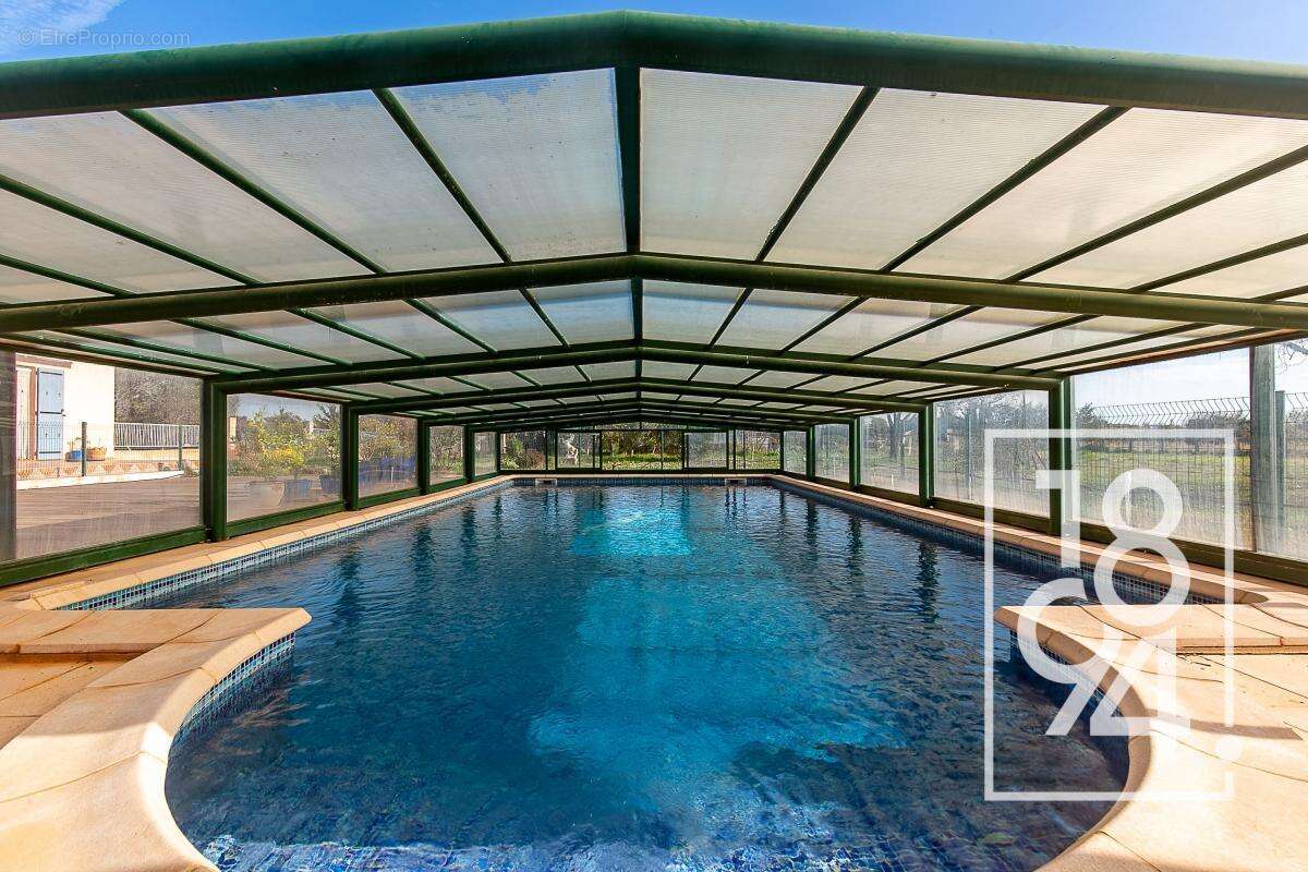 Maison à SAINT-MARTIN-DE-CRAU