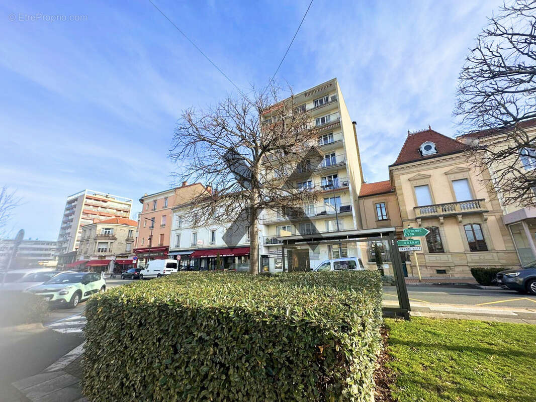 Appartement à LE COTEAU