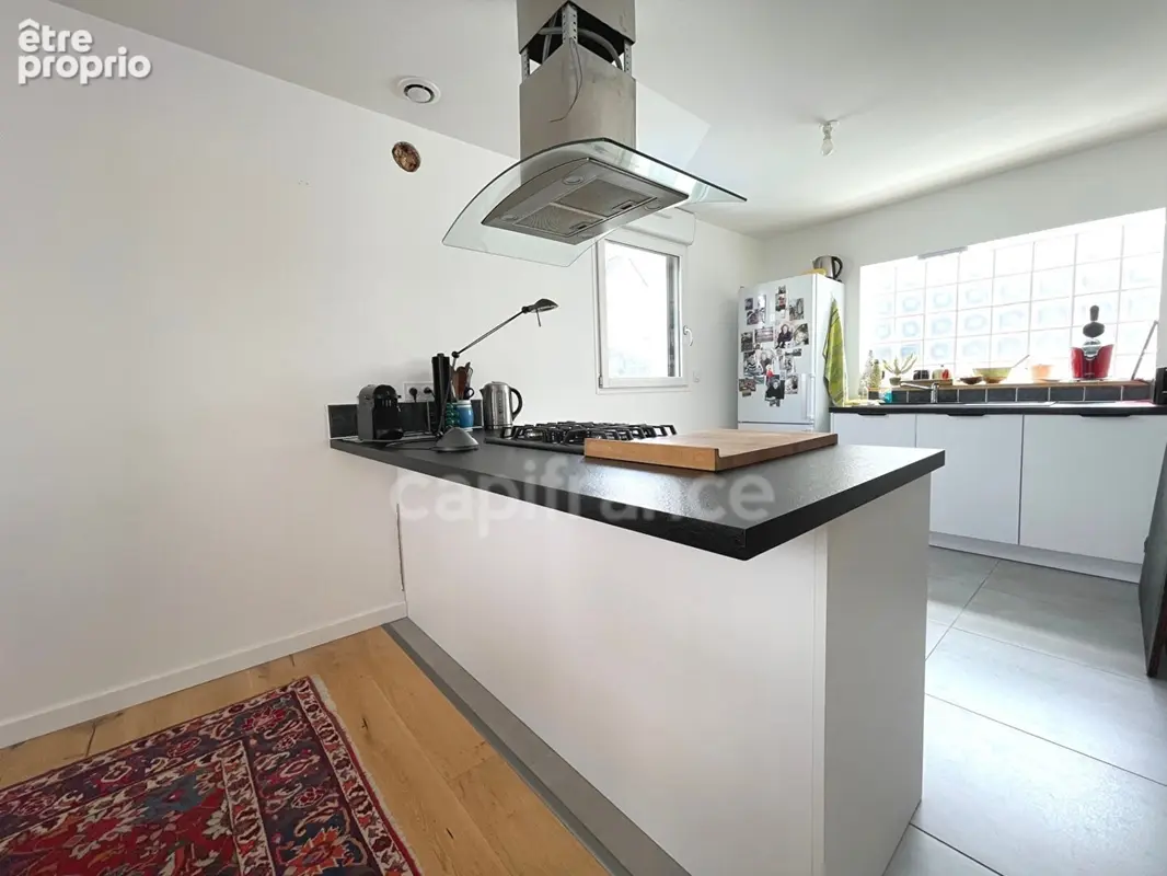Quimper (29) - Maison centre ville de 75,21 m² habitable - 124 m² utiles - Terrasse - Double garage - photo 6