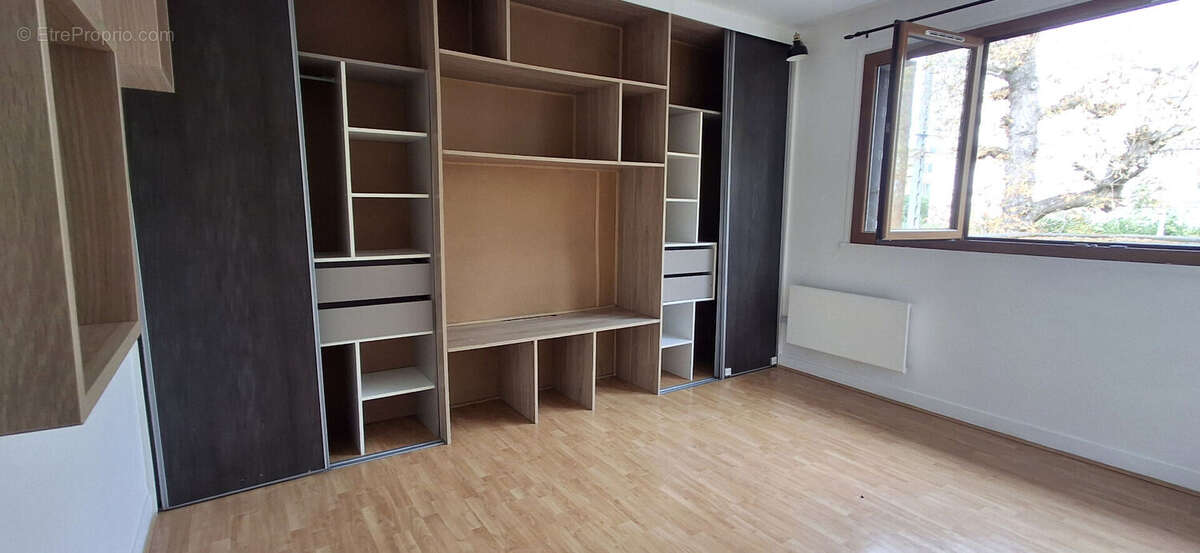 Appartement à ATHIS-MONS